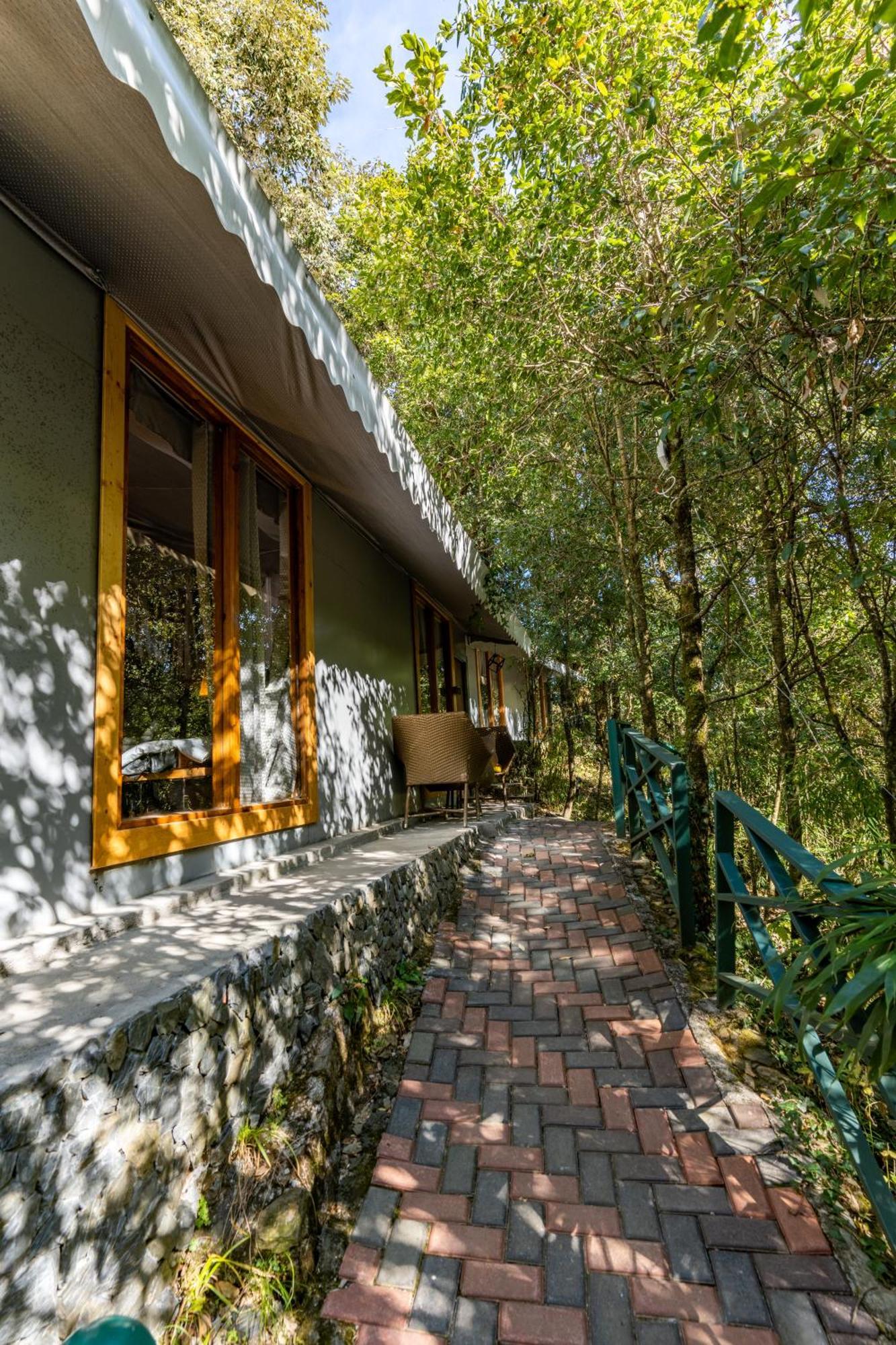 Ayar Jungle Resort Nainital Exteriör bild
